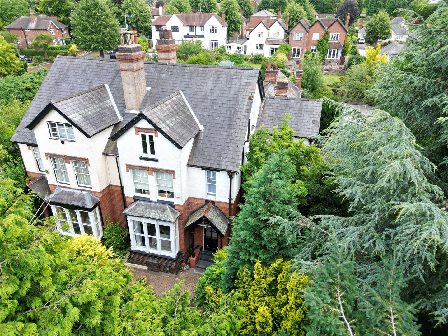 7 bed property in Chester Road South, Kidderminster